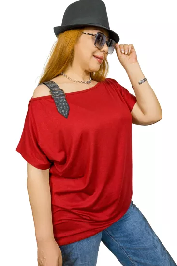 Omzu Taş Detaylı Tek Omuz Askılı Oversize Kırmızı Kadın T-Shirt